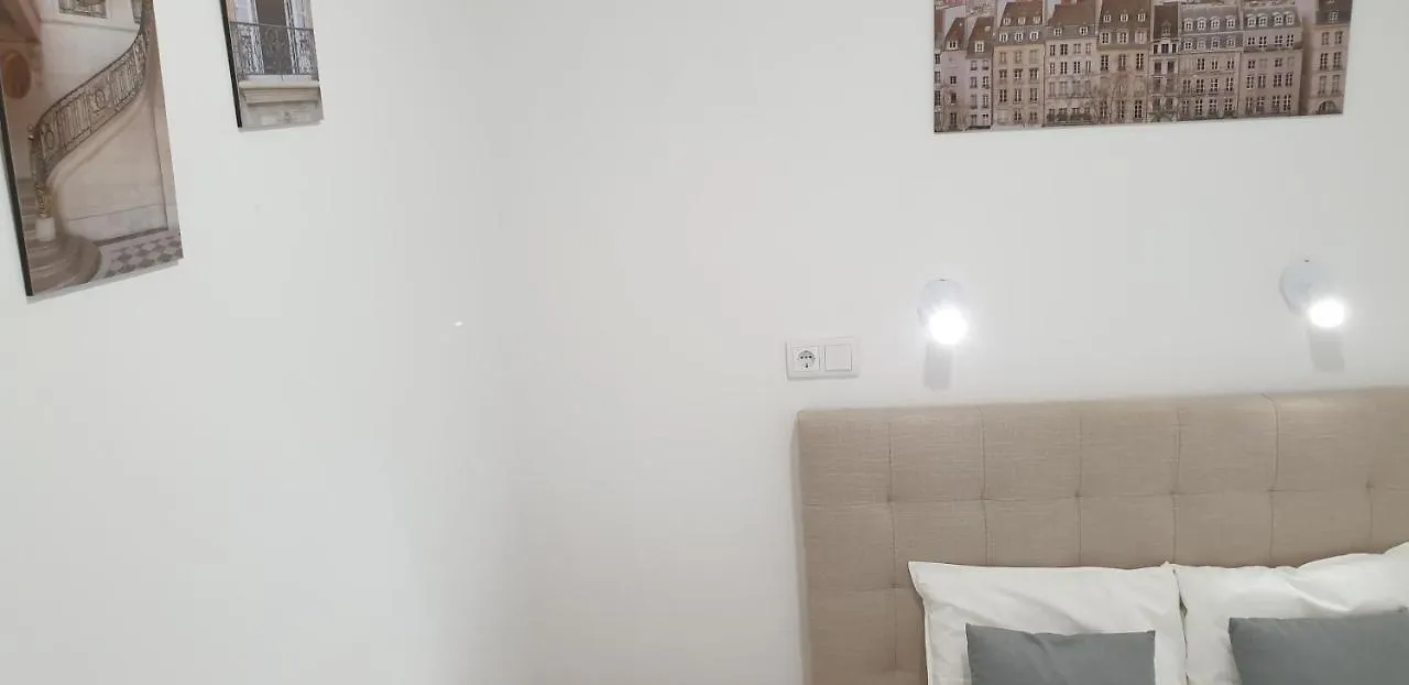 Apartamento Antonio Pedro Lisbona Alloggio in famiglia