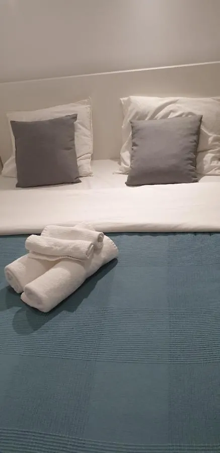 Homestay Apartamento Antonio Pedro Lisbon