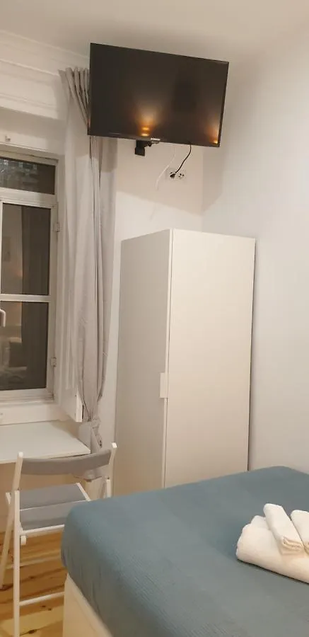 Homestay Apartamento Antonio Pedro Lisbon Portugal