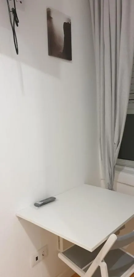 Homestay Apartamento Antonio Pedro Lisbon Portugal