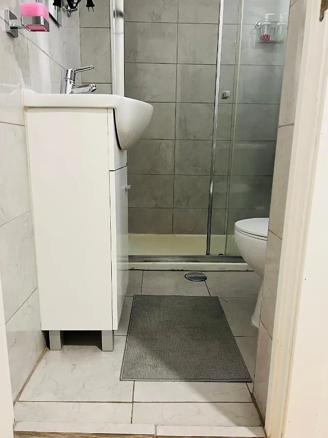 Homestay Apartamento Antonio Pedro Lisbon Portugal
